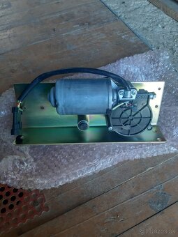 Náhradné diely - 6