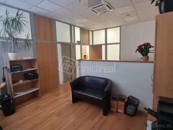 Klimatizovaný priestor s 2 parkovacími miestami na ulic… - 6