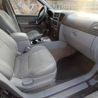 Kia Sorento 2.5crdi - 6