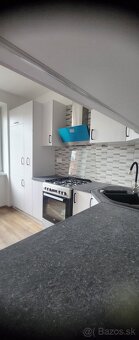 Ponúkame na predaj tehlový 2 izb.byt na ulici 17.Novembra. - 6