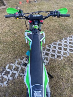 Moto Xmotos 160 - 6