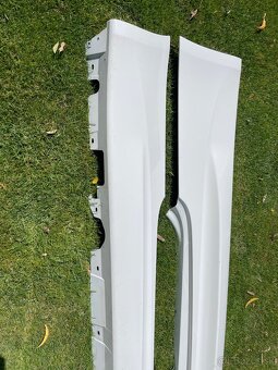 BMW e92 M3 Alpinweiss 3 bočné prahy - 6