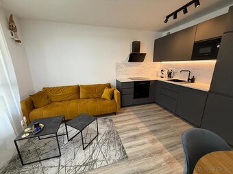 🏡 NA PRENÁJOM: Štýlový 2-izbový byt v modernej štvrti Arbor - 6