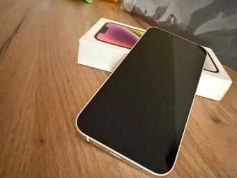 iPhone 14 128GB batéria 90% - 6
