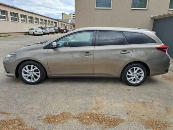 Toyota Auris Touring Sports 1.6 l Valvematic Executive - 6