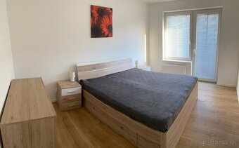Prenájom 2-izb. bytu s klímou, parkovaním a šatníkom - 6