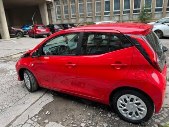 TOYOTA AYGO 2020 - 6