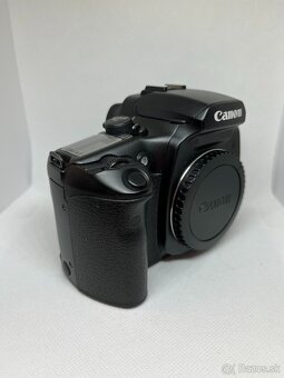 Canon EOS 30 - 6