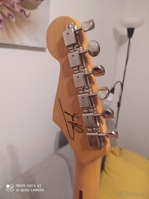 Fender stratocaster Dave Murray USA IRON MAIDEN - 6