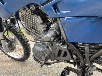 Yamaha XT600 - 6