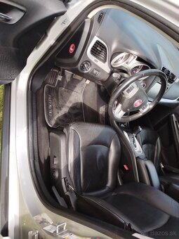 Fiat Freemont 2.0 JTD 125kw 4x4 automat 7 miestny - 6