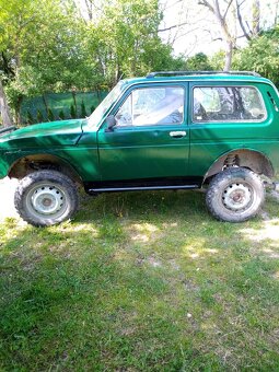 Lada Niva 1.6 4x4 - 6