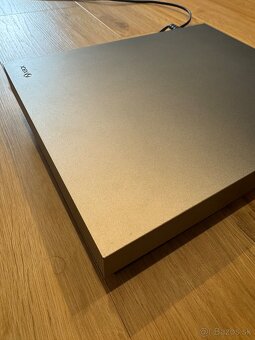 Xbox one x + 2 ovládače - 6