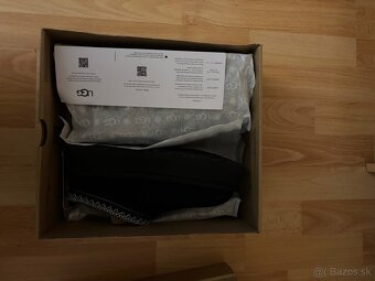 Ugg tazz cierne - 6