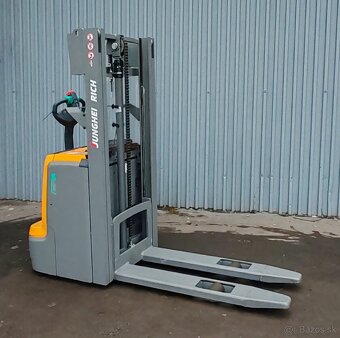 Elektricky paletovy vozik Jungheinrich EJC 212 Li-on (Nova) - 6