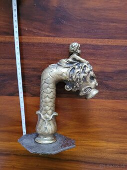 Bronzový chrlič na vodu - 6