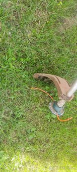 Predám vykosovačku Husqvarna 128C - 6