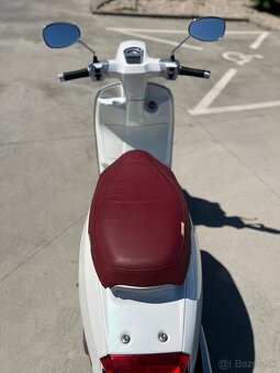 Lambretta V125 Special - 6
