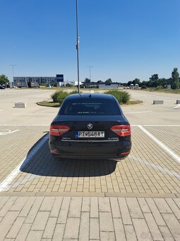 Škoda Superb 2.0 TDI CR 4x4 170k Elegance DSG - 6