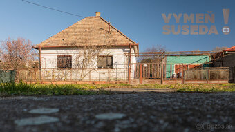 VYMEŇ SUSEDA - VÝNIMOČNÝ STAVEBNÝ POZEMOK S RODINNÝM DOMOM  - 6