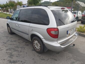 Chrysler Voyager 2.8 CRD LX 6M A/T - 6