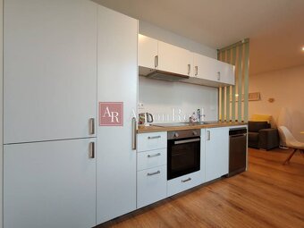 Moderný 2-izbový byt v novostavbe, 62m2, parkovacie miesto,  - 6