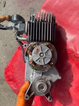 Babetta 210 motor + karburátor - 6