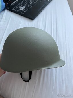 Airsoftová prilba s poťahom+ okuliare - 6