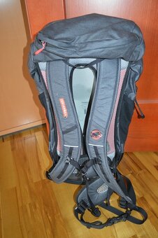 predam novy turisticky ruksak MAMMUT - 6