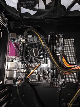 Predám PC GIGABYTE AMD E1-6010N - 6