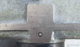 Predám strojový zverák Vihorlat 250 PN 243136 - 6