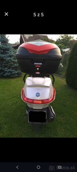 Skúter Piaggio X8 250cm3 - 6