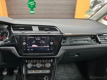 VW Touran 7 miestny, R-line REZERVOVANE - 6