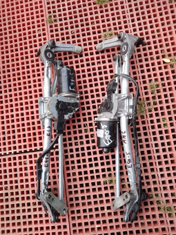 BMW E90 E91 mechanyzmus + motorček stieračov - 6