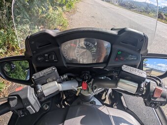 Honda st 1300 pan european - 6
