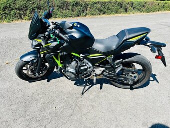 KAWASAKI Z650 - 6