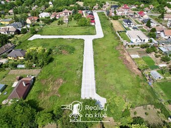 Na predaj stavebný pozemok 656m2 - Nitriansky Hrádok - 6