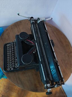 Písací stroj Royal - 6