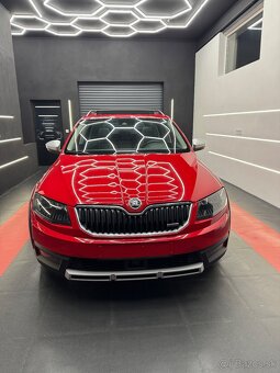 Škoda Octavia COMBI 2.0Tdi 110kw SCOUT+Led+Panorama - 6