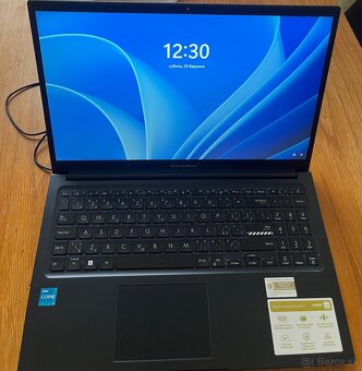 Predam Asus Vivobook 15 x1504BQ575W Cool Silver - 6