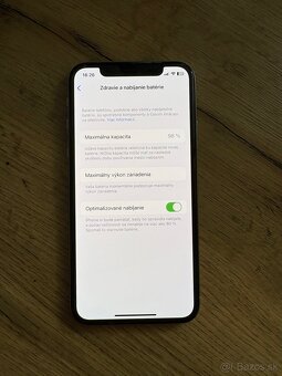 Apple iPhone XS - 6