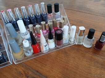 Prítroje a materiál pre pedikúra a manikúru - 6