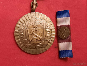 Medaile, vyznamenania ČSSR - 6