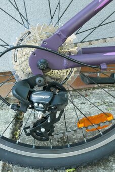 Predám detsky duralový bicykel KROSS Lea JR 2.0 24" - 6