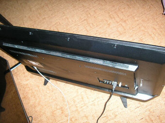 Predam LED televizor - 6
