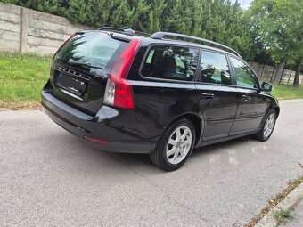 Predám Volvo v50 1.6 TDI 80kw r.v 2008/10 - 6