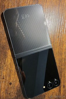 Samsung Galaxy Z Flip6 12GB/256GB - 6