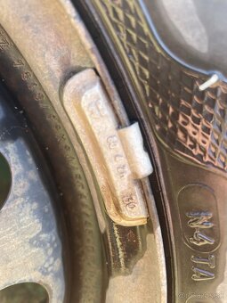 Plechové disky so zimnými pneu - 6