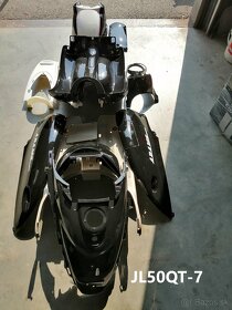 Plasty na skútre motocykle ADAMOTO - SADA PLASTOV - 6