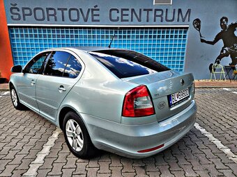 Škoda Octavia 1.6 TDi Elegance 8/2012 - 6
